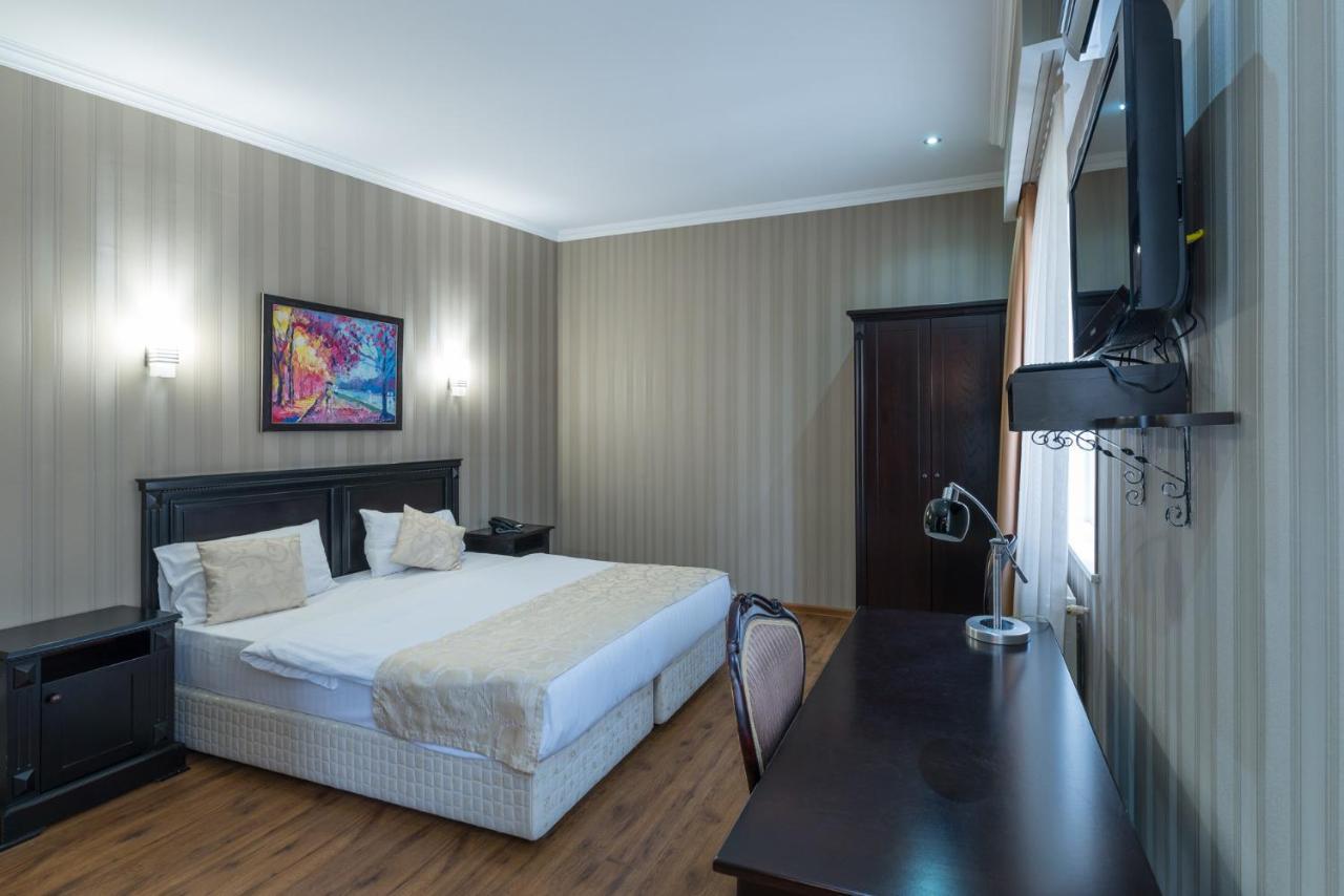 Garden View Hotell Tbilisi Exteriör bild